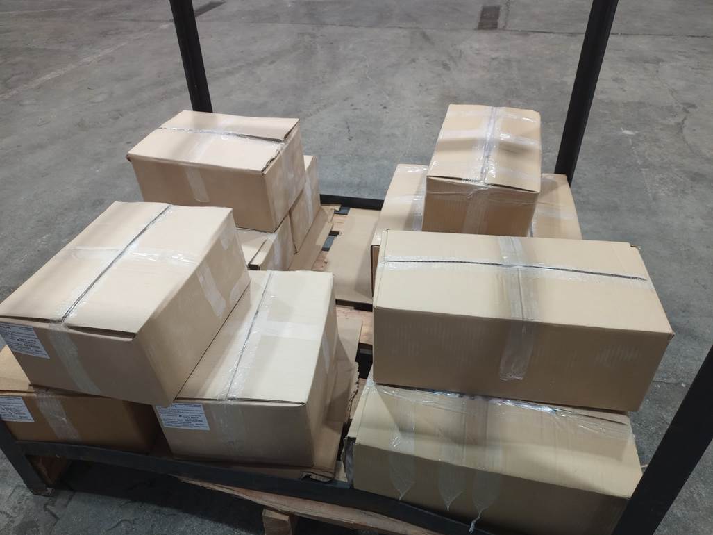 Caja de cart�n

El contenido generado por IA puede ser incorrecto.