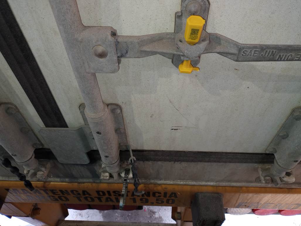 Imagen que contiene interior, sucio, viejo, lavabo
Descripción generada automáticamente
