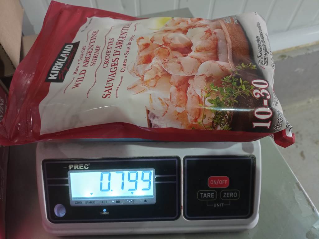 Un reloj en la parte de atr�s de un carro

Descripci�n generada autom�ticamente con confianza media