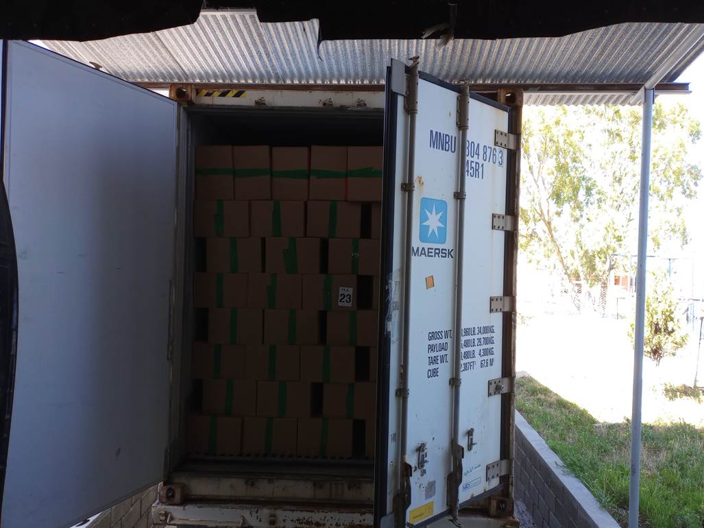 Imagen que contiene edificio, lado, pequeño, puerta
Descripción generada automáticamente