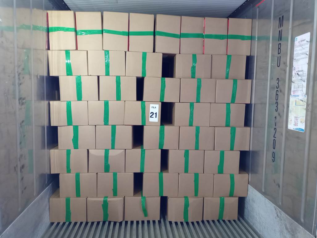 Imagen que contiene interior, verde, con baldosas, azulejo
Descripción generada automáticamente