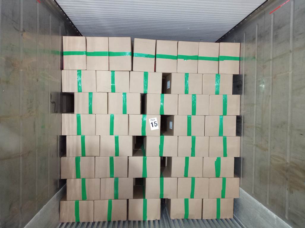 Imagen que contiene interior, edificio, con baldosas, azulejo

Descripci�n generada autom�ticamente