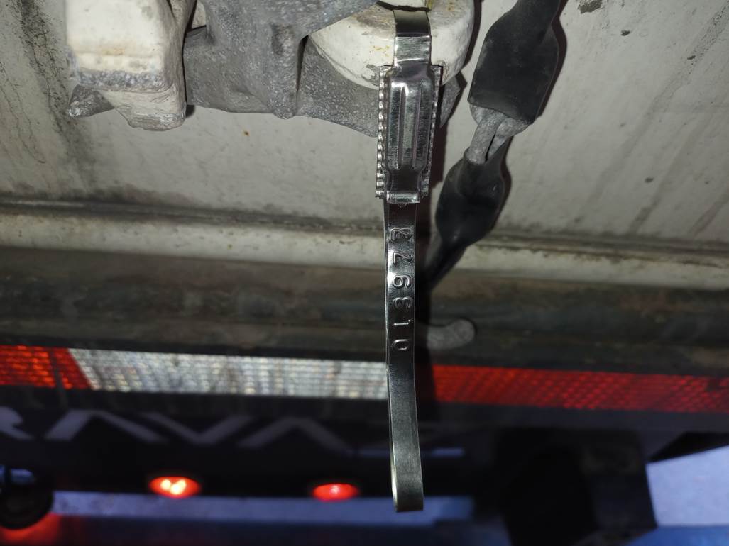 Imagen que contiene edificio, estacionamiento, medidor, lado
Descripción generada automáticamente