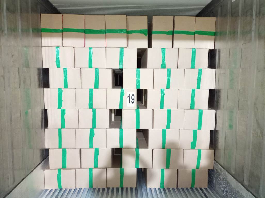 Imagen que contiene interior, con baldosas, verde, azulejo

El contenido generado por IA puede ser incorrecto.