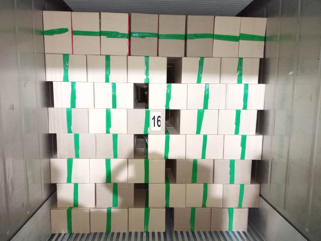 Imagen que contiene interior, con baldosas, verde, lego
El contenido generado por IA puede ser incorrecto.