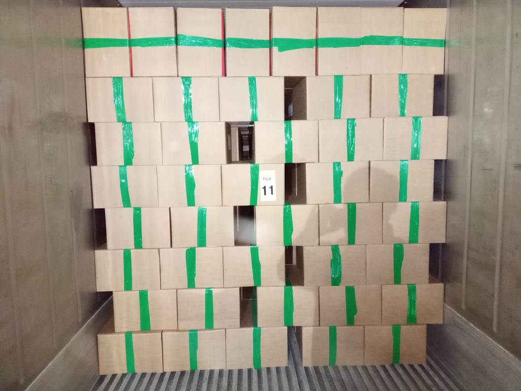 Imagen que contiene interior, con baldosas, azulejo, verde
El contenido generado por IA puede ser incorrecto.