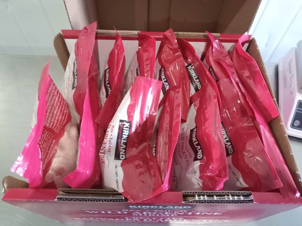Imagen que contiene caja, rosa, tabla, bandeja

El contenido generado por IA puede ser incorrecto.