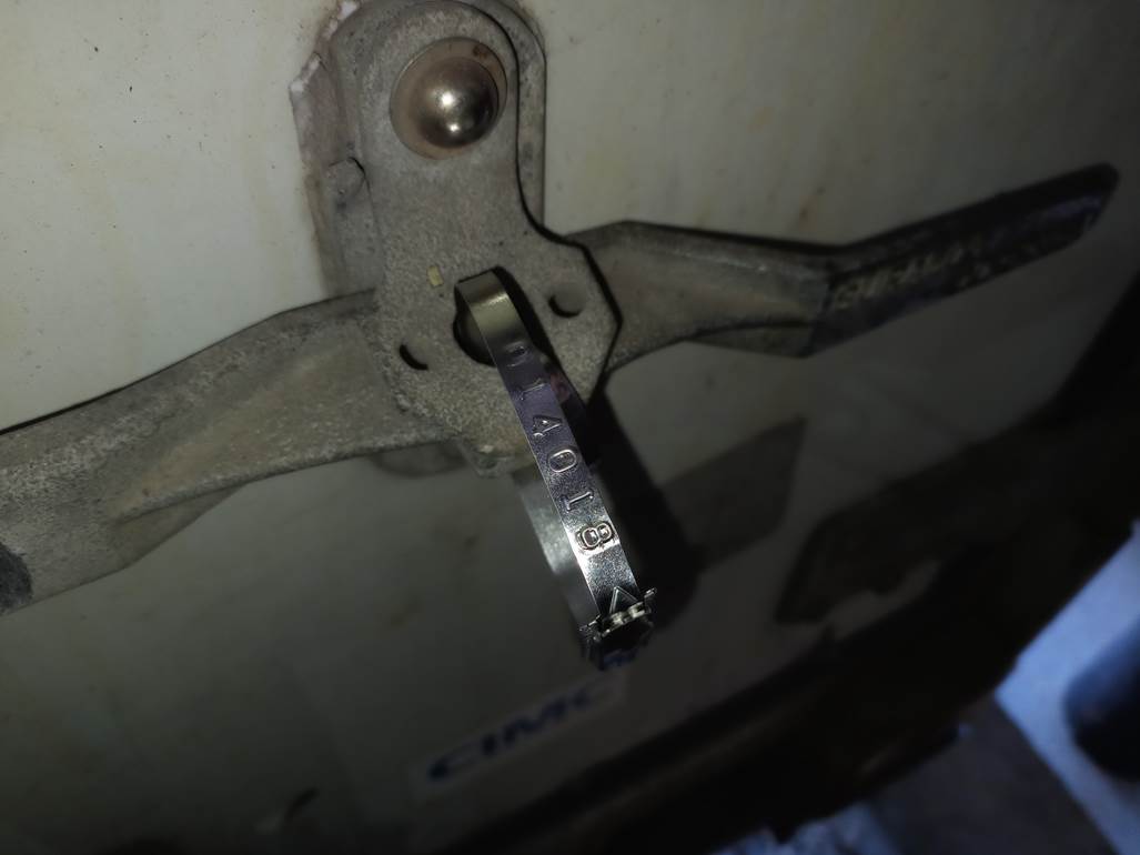 Imagen que contiene interior, casco, sucio, viejo

El contenido generado por IA puede ser incorrecto.