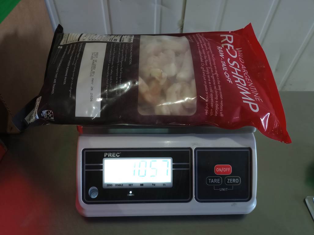 Celular prendido encima de mesa

El contenido generado por IA puede ser incorrecto.