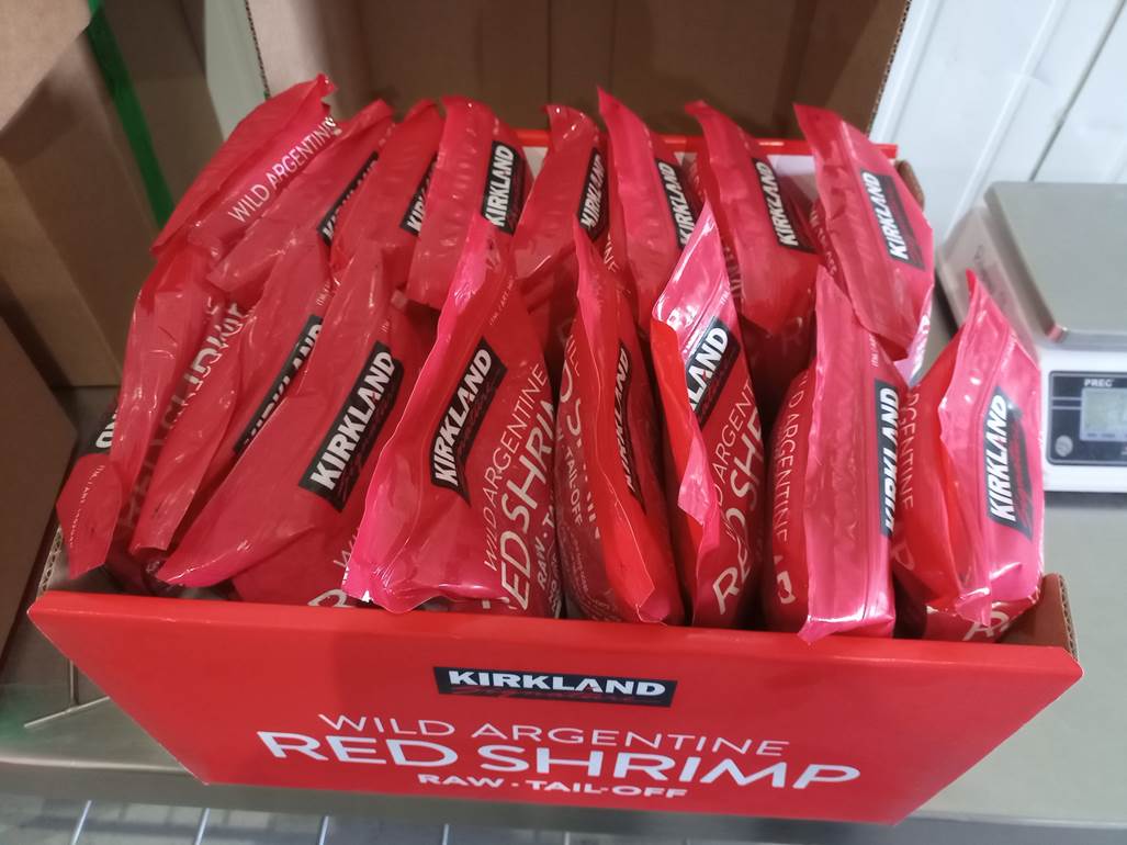 Imagen que contiene interior, estante, caja, tabla

El contenido generado por IA puede ser incorrecto.