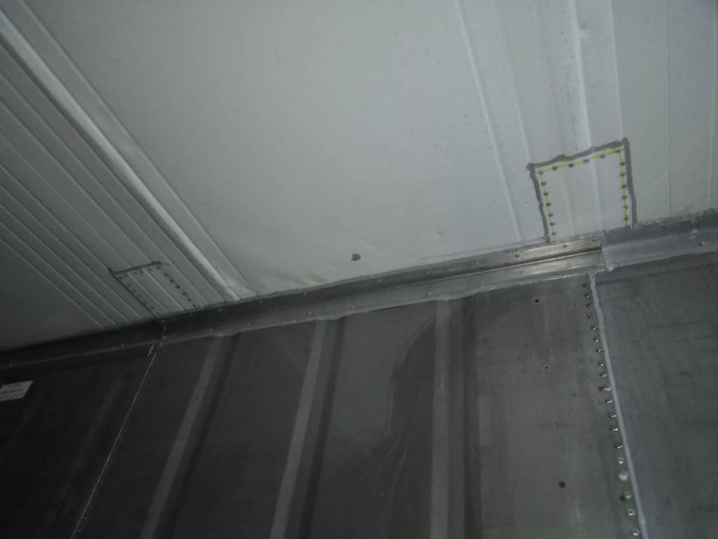 Imagen que contiene interior, cuarto, pequeño, lavabo
El contenido generado por IA puede ser incorrecto.